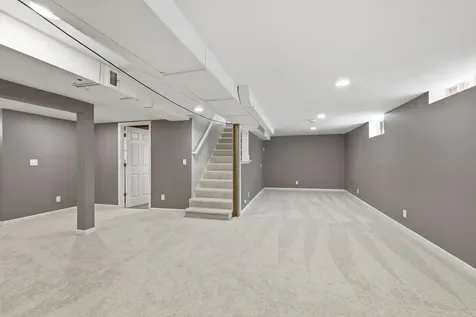 3131 Parkview Boulevard Robbinsdale MN 55422