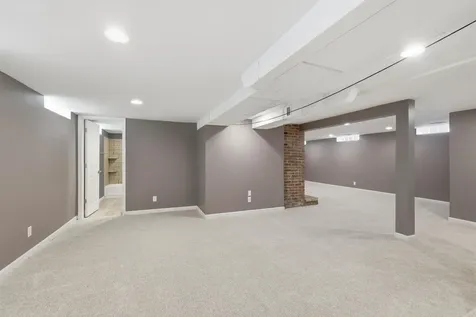 3131 Parkview Boulevard Robbinsdale MN 55422