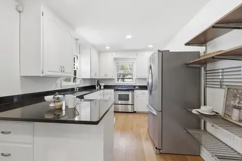 3131 Parkview Boulevard Robbinsdale MN 55422