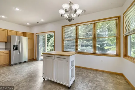 476 Hayes Drive Hastings MN 55033