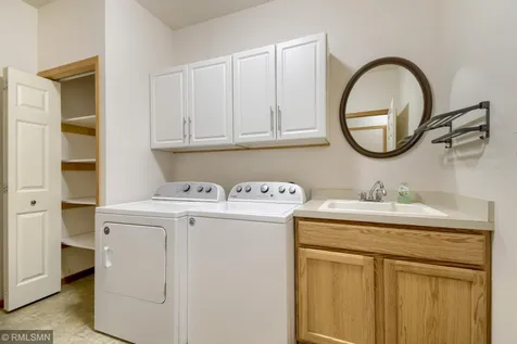 476 Hayes Drive Hastings MN 55033
