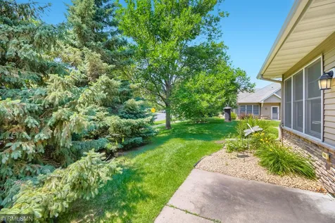 476 Hayes Drive Hastings MN 55033