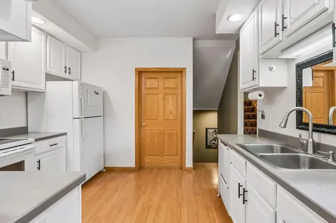4805 Iris Alcove White Bear Twp MN 55127