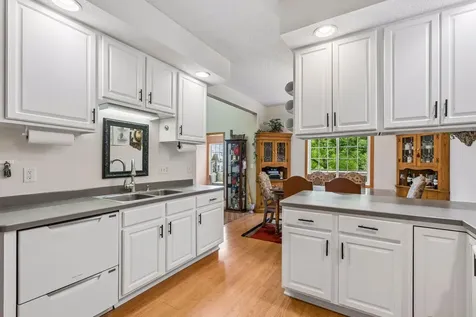 4805 Iris Alcove White Bear Twp MN 55127