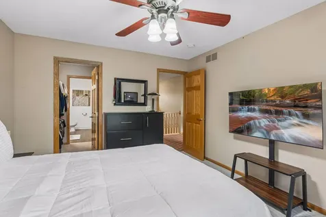 4805 Iris Alcove White Bear Twp MN 55127