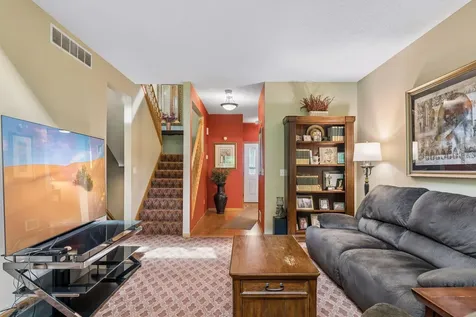 4805 Iris Alcove White Bear Twp MN 55127