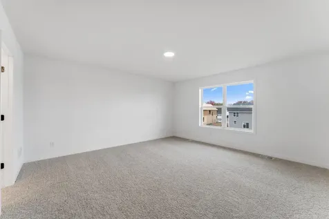 7530 Upper 42nd Street N Oakdale MN 55128