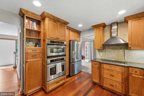 6459 Craig Drive Eden Prairie MN 55346