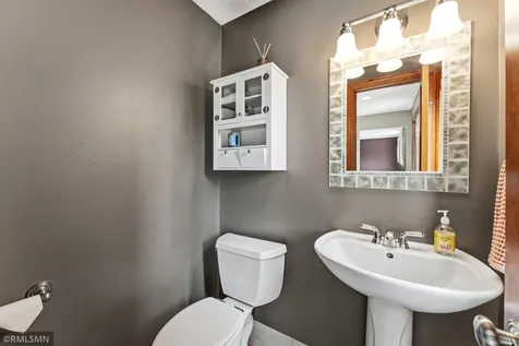 6459 Craig Drive Eden Prairie MN 55346