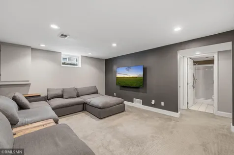 6459 Craig Drive Eden Prairie MN 55346