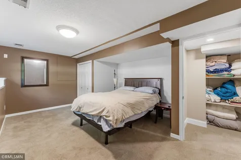 6459 Craig Drive Eden Prairie MN 55346