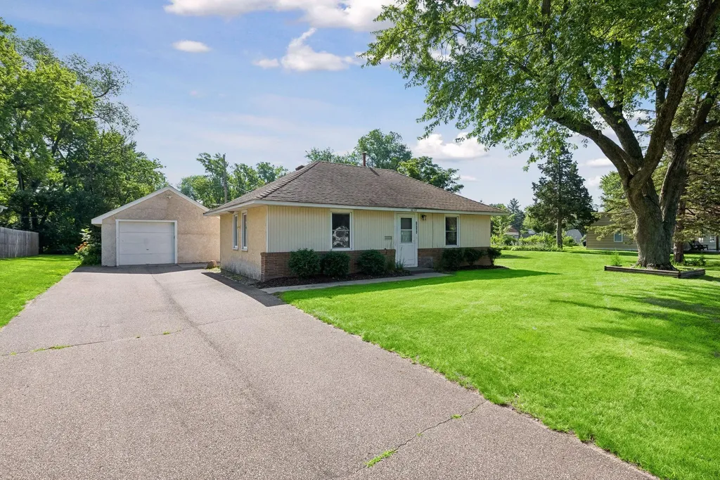 10105 1st Avenue S Bloomington MN 55420