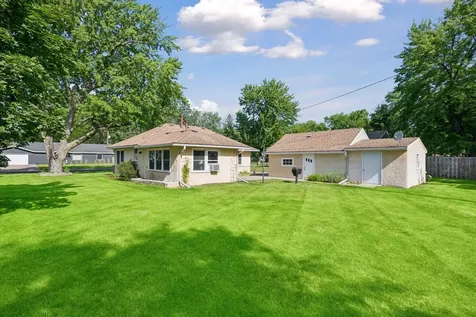 10105 1st Avenue S Bloomington MN 55420