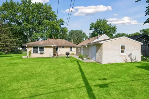 10105 1st Avenue S Bloomington MN 55420