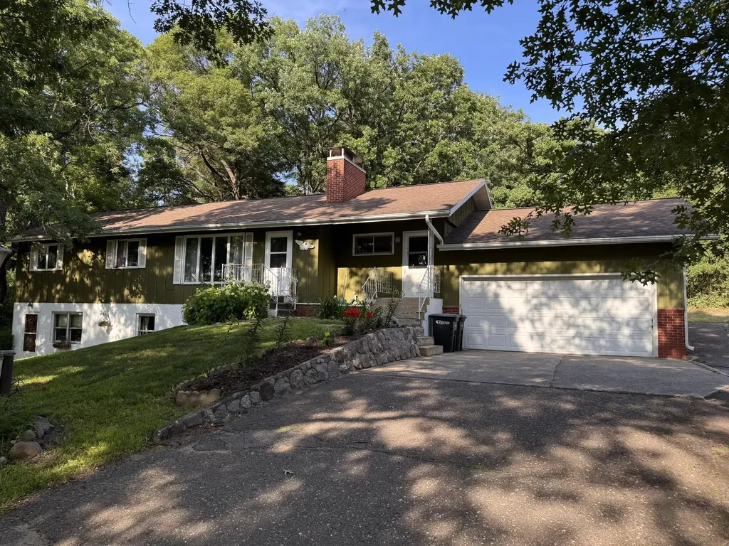 1706 Crestview Drive Little Falls MN 56345