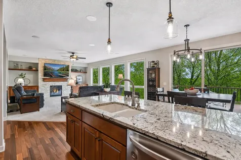 16527 75th Avenue N Maple Grove MN 55311