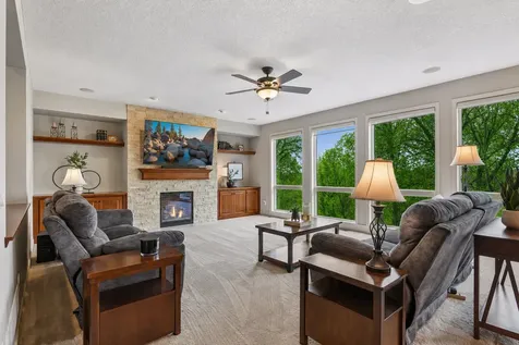 16527 75th Avenue N Maple Grove MN 55311