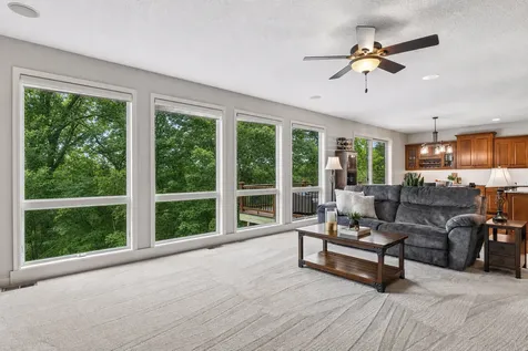 16527 75th Avenue N Maple Grove MN 55311
