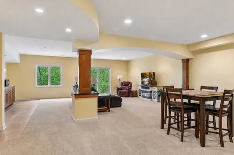 16527 75th Avenue N Maple Grove MN 55311