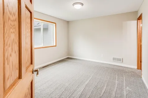 25736 18th Street W Zimmerman MN 55398