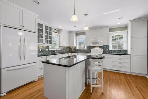 5748 James Avenue S Minneapolis MN 55419
