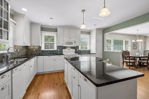 5748 James Avenue S Minneapolis MN 55419