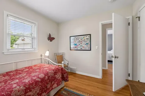 5748 James Avenue S Minneapolis MN 55419