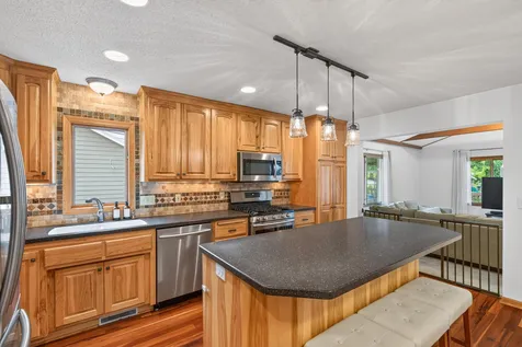 2649 Hillview Road Mounds View MN 55112