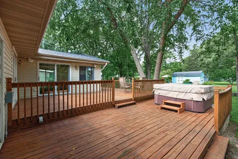 2649 Hillview Road Mounds View MN 55112