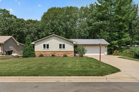 2649 Hillview Road Mounds View MN 55112