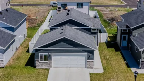 6738 Joseph Street Horace ND 58047