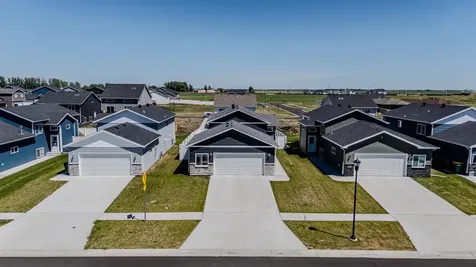 6738 Joseph Street Horace ND 58047