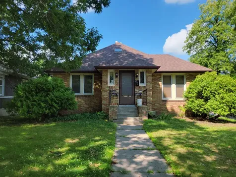 4255 Thomas Avenue N Minneapolis MN 55412