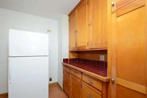 4255 Thomas Avenue N Minneapolis MN 55412