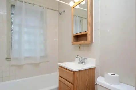 4255 Thomas Avenue N Minneapolis MN 55412