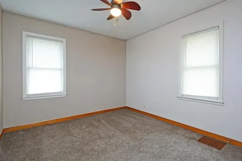 4255 Thomas Avenue N Minneapolis MN 55412