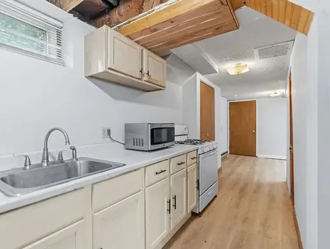 4255 Thomas Avenue N Minneapolis MN 55412