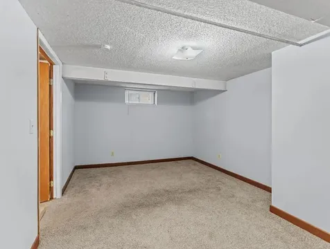 4255 Thomas Avenue N Minneapolis MN 55412