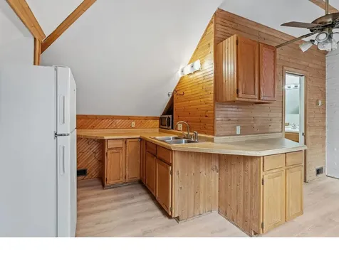 4255 Thomas Avenue N Minneapolis MN 55412