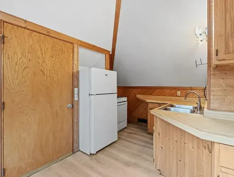 4255 Thomas Avenue N Minneapolis MN 55412