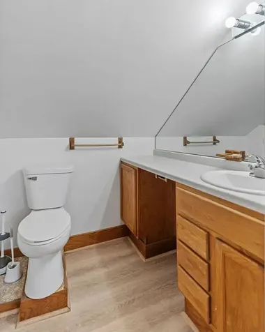 4255 Thomas Avenue N Minneapolis MN 55412