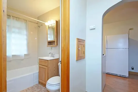 4255 Thomas Avenue N Minneapolis MN 55412