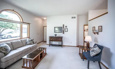 4159 Arbor Lane Eagan MN 55122