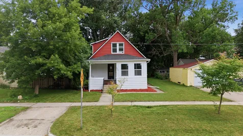 612 Elm Street S Moorhead MN 56560