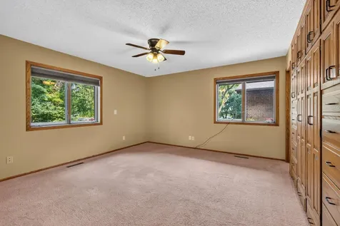 17991 Natchez Avenue Prior Lake MN 55372