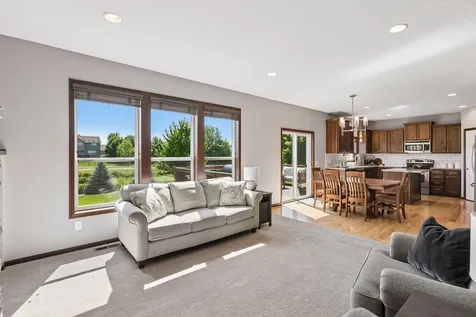 19806 Dover Drive Farmington MN 55024