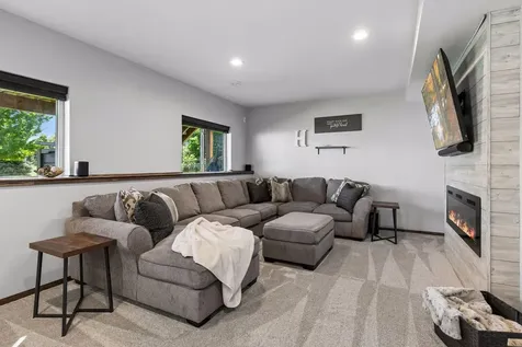 19806 Dover Drive Farmington MN 55024