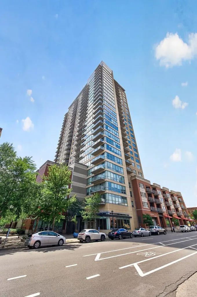 929 Portland Avenue Minneapolis MN 55404