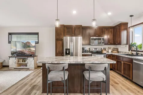 900 Winsome Way NE Isanti MN 55040