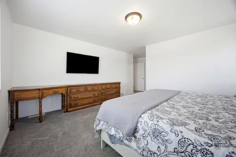 6653 Toronto Drive S Fargo ND 58104